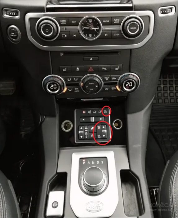 Land Rover Discovery 4