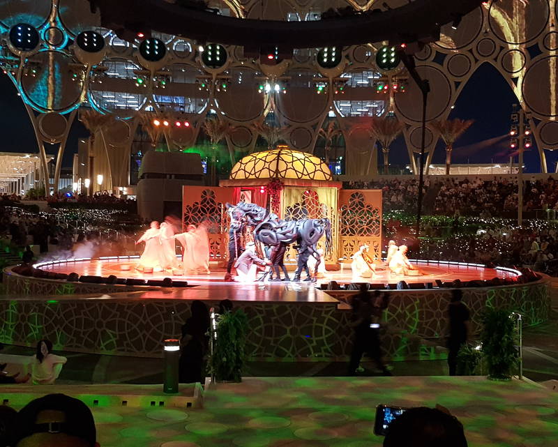 Expo 2020 Dubai - Купол, тематические павильоны, фонтан и сад в небесах. Видео.