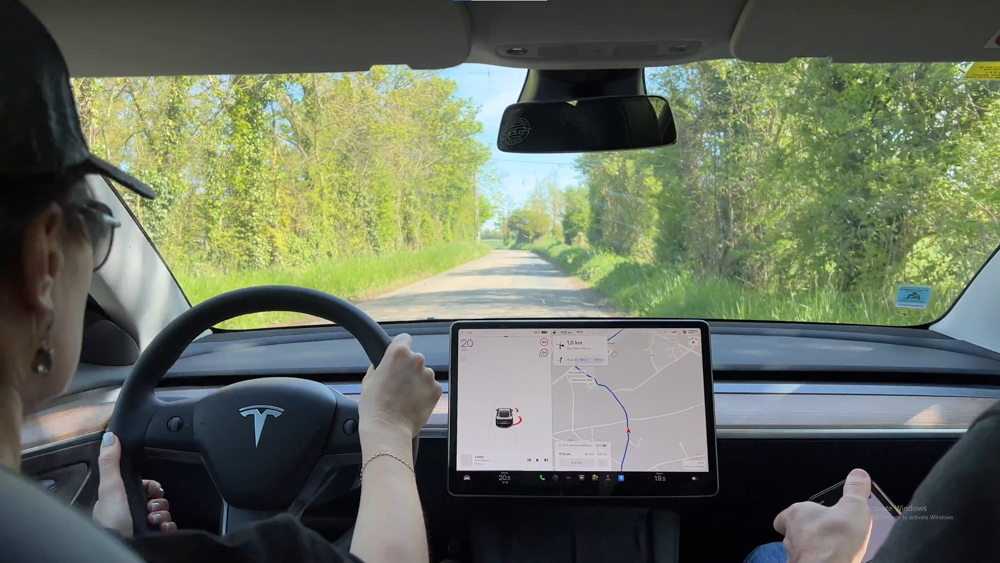  Tesla Model 3 руль и навигация