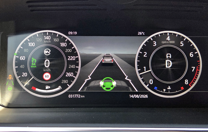 LKA, Steering Assist, адаптивный круиз контроль и 400 лс на Range Rover